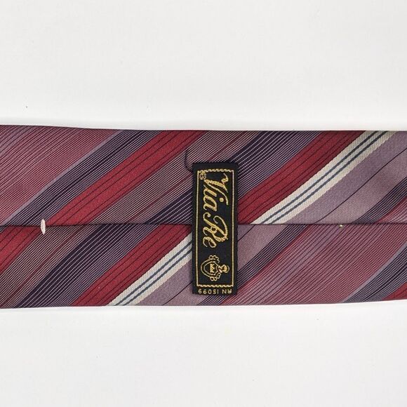 ⭐ Via Re Red Striped Tie - Picture 4 of 4